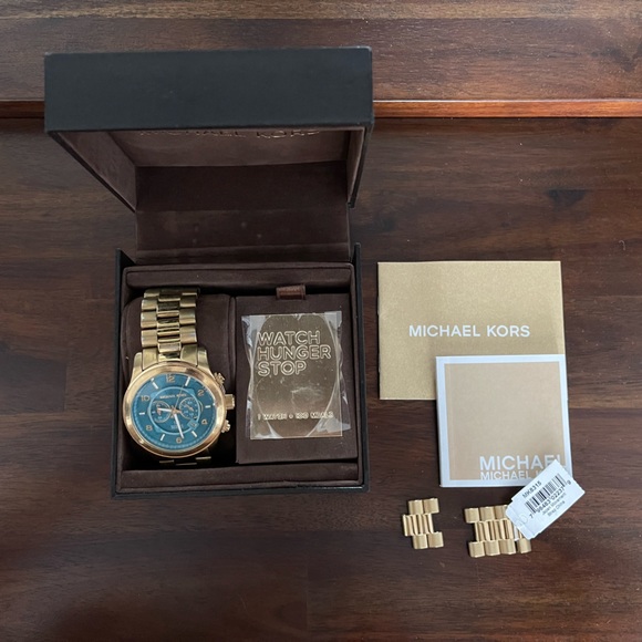 Michael Kors - Authentic Oversized Watch - Watch Hunger Stop Edition - Picture 3 of 6